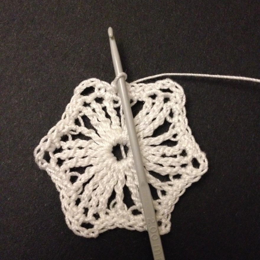 crochet snowflake Susan free pattern round 2